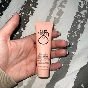 Brightening Face Scrub